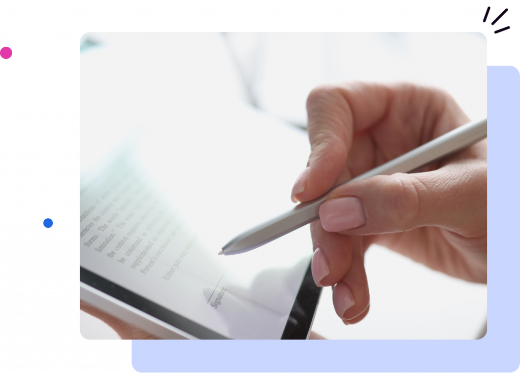 10 tips for businesses adopting eSignatures - woman signing electronically on a tablet